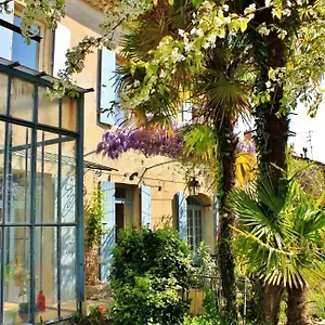 https://le-repaire.hotels-rhonealpes.com